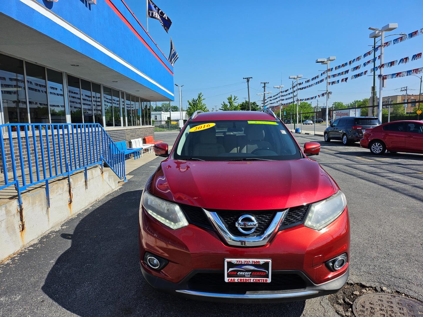 2016 RED Nissan Rogue SV AWD (KNMAT2MV2GP) with an 2.5L L4 DOHC 16V engine, CVT transmission, located at 7600 S Western Ave., Chicago, IL, 60620, (773) 918-3980, 0.000000, 0.000000 - Photo#2